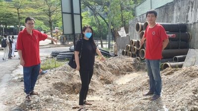 阿曼西亚拉道居民投诉  工地半夜施工 高空掷物