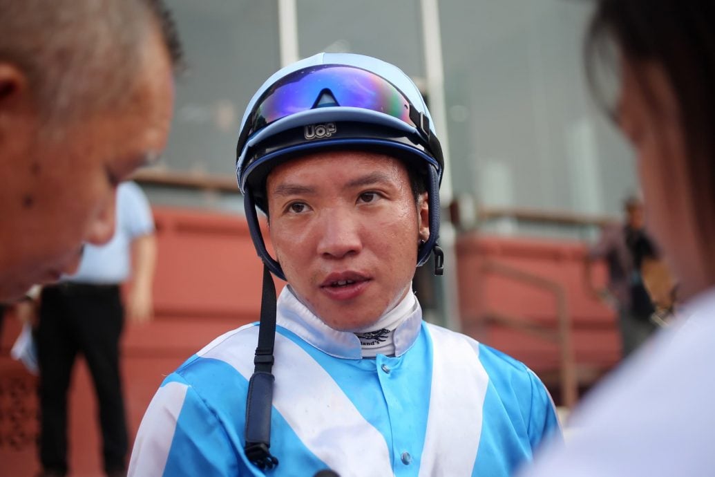 请签发（大北马封面头）马会最后一跑 新手入场试“新手运”