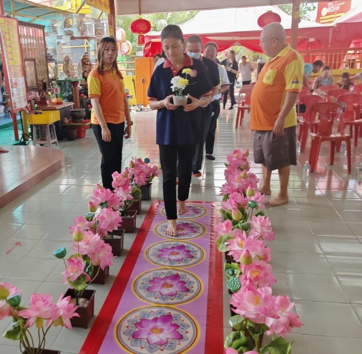 请签发（大北马）吉打三圣慈善福利中心庆祝佛诞节。