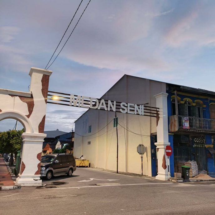 请签发（大北马）市政厅澄清敦马哈迪肖像壁画消失