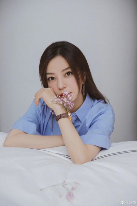 赵薇15岁爱女颜值被公审 网辣评：一阵网红味