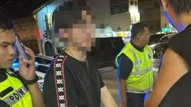 车撞快餐店造成1死7伤 警扣29岁司机助查