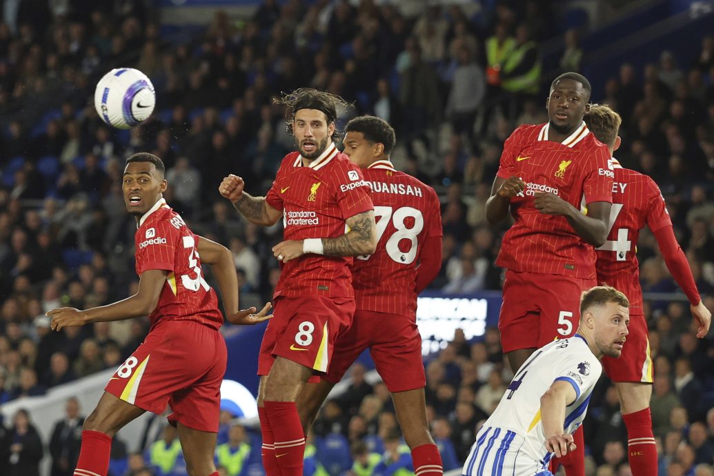 遭海鸥啄伤连续3轮不胜  无动力红军吞尴尬纪录