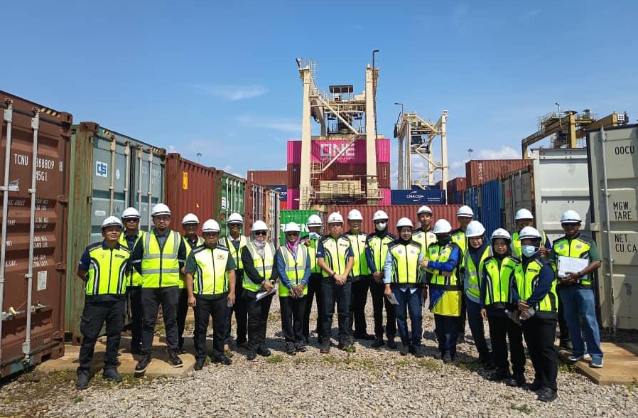 重签／38货柜遭勒令原路退回  呈报塑胶碎片 实为污染废料