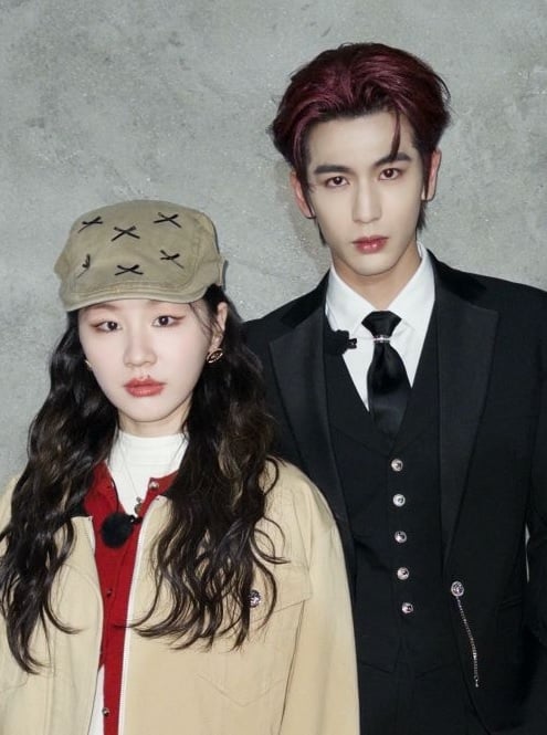 金靖好奇问“拍吻戏感觉” 张凌赫3字回应惹笑