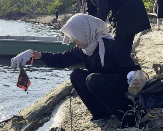 锺嘉怡／公司旅行也可以很有意义，与小海龟的生命同行！