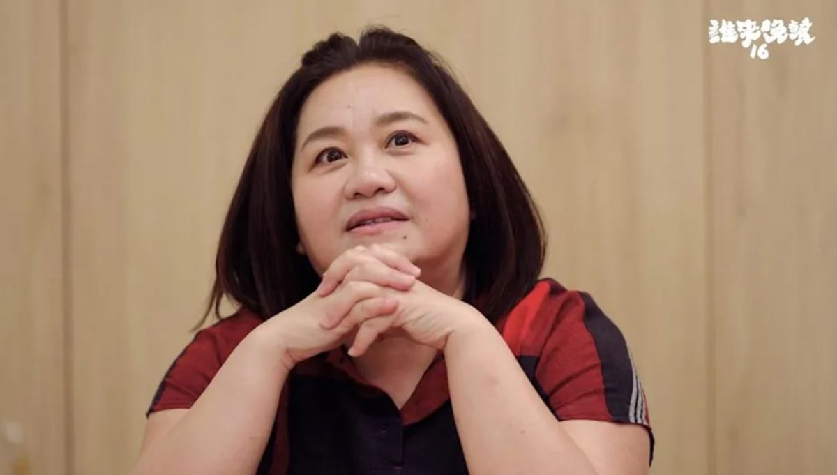 锺欣凌帮拍嗝女儿脸变绿 过度自责患产后忧郁症