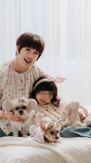陈彦行被出卖揭秘密产女 全家福流出4岁爱女曝光