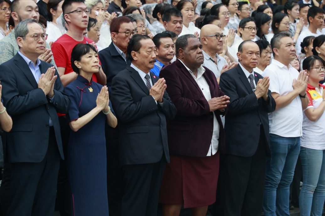 雪隆慈济“三节合一”浴佛典礼 逾3000人以“觉”字点亮善念