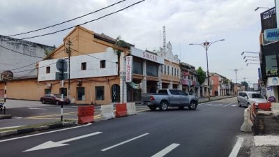 工程局：车祸频仍保障安全   金宝务边街2路口 关闭