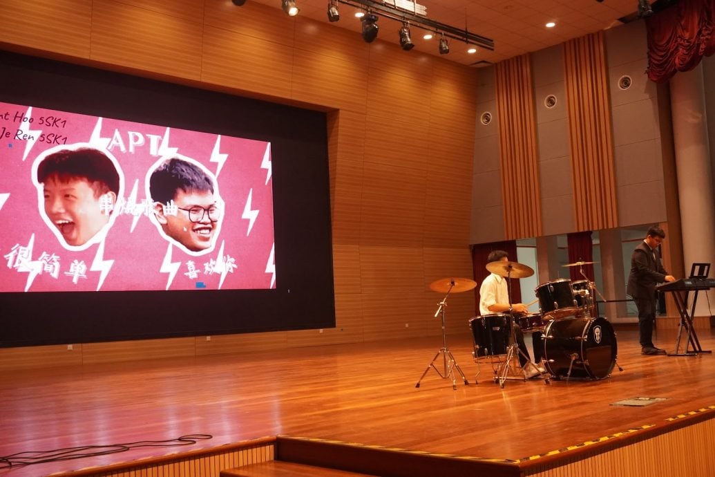 霹:学海学记|校园报道| 主文|育才之星舞台 才艺荟萃 绽放光芒