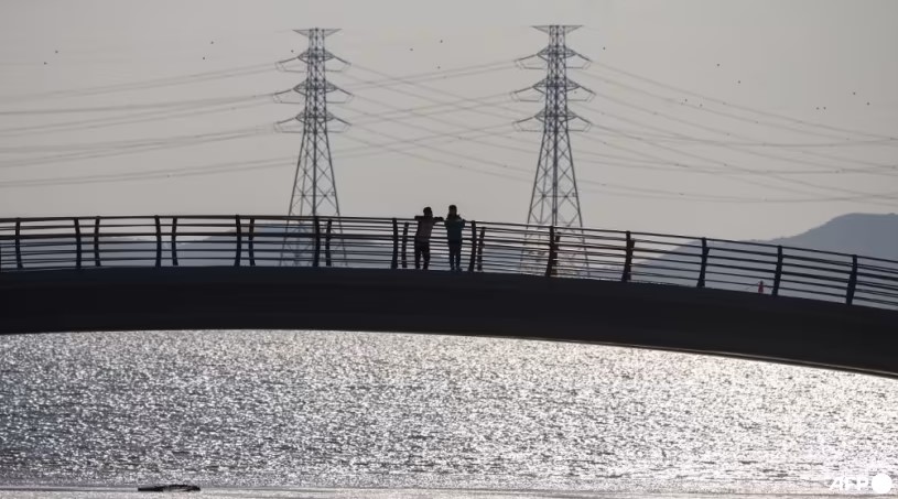 韩便利店爆刺人案2死 五旬男子逃离现场