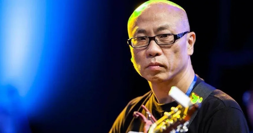 韩贤光打羽球突倒地 心脏骤停送院抢救