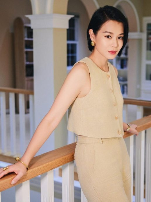 首港星获委以重任 胡杏儿任《白玉兰奖》评审