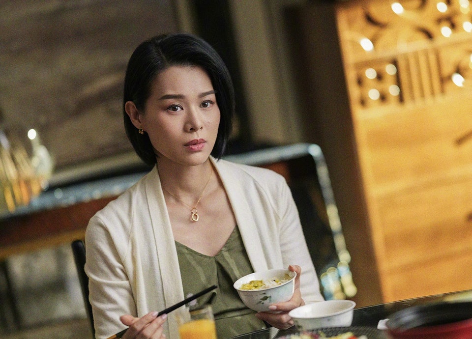 首港星获委以重任 胡杏儿任《白玉兰奖》评审