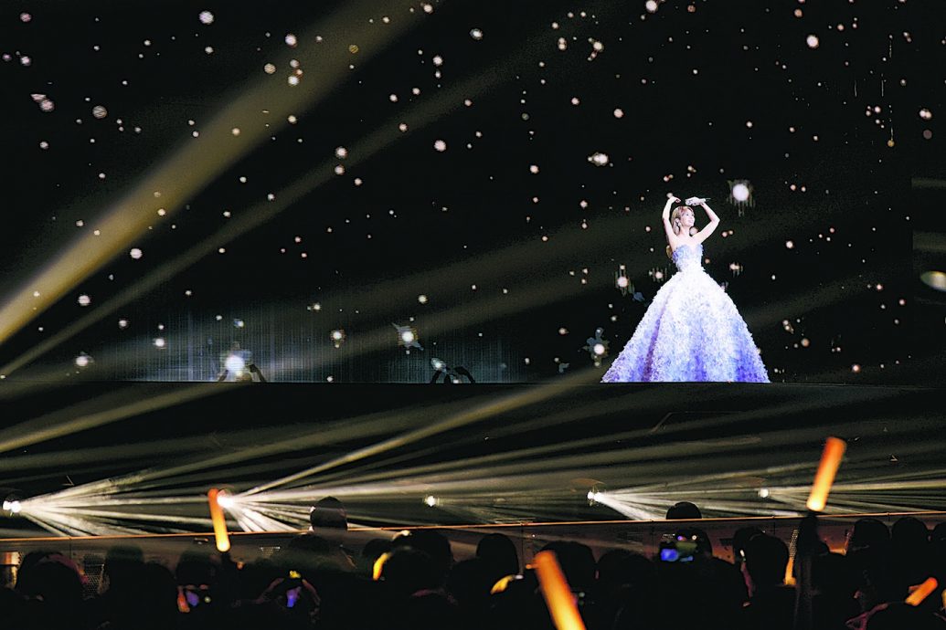 香港开唱感触落泪　杨丞琳借歌反击Makiyo