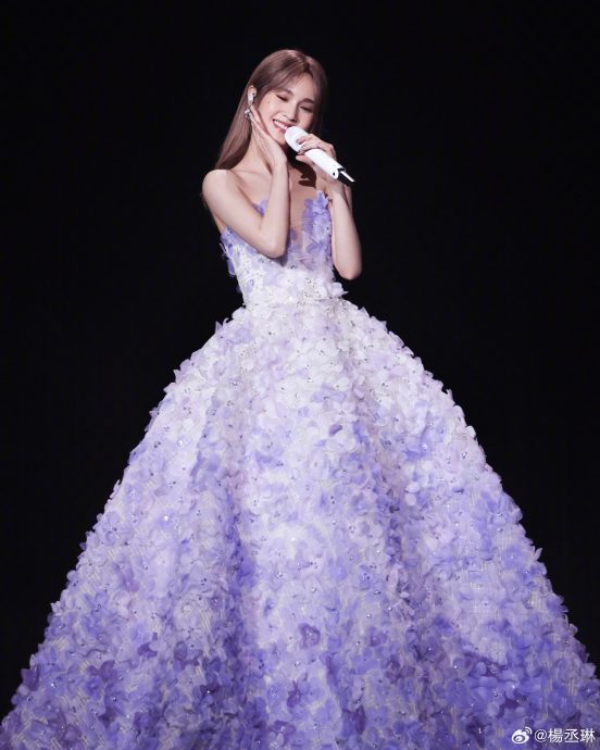 香港开唱感触落泪　杨丞琳借歌反击Makiyo