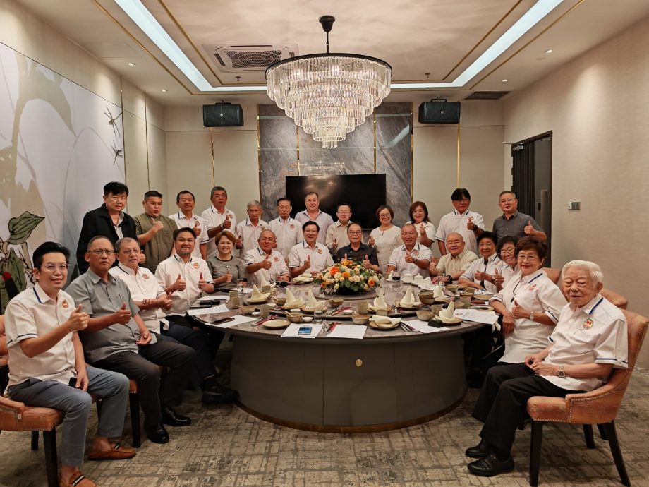 马中总商会614开大会 推选新届中央理事