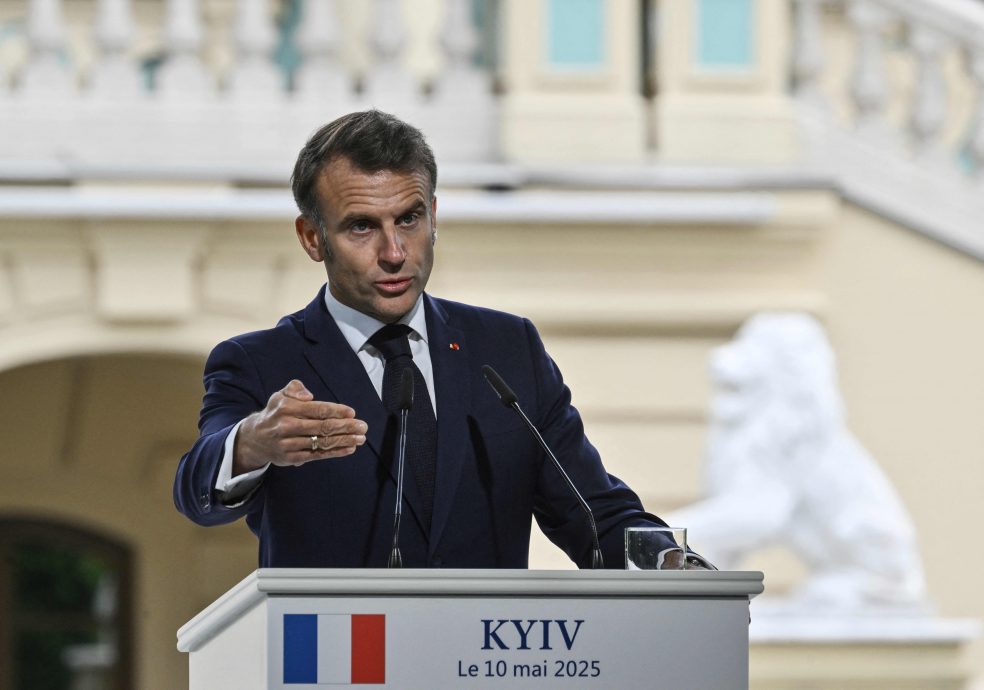 马克龙透露在讨论向乌克兰派兵可能性