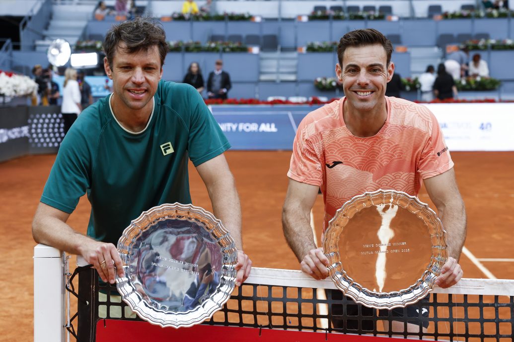 马德里网球赛|成功复仇高芙  萨巴伦卡3度封后