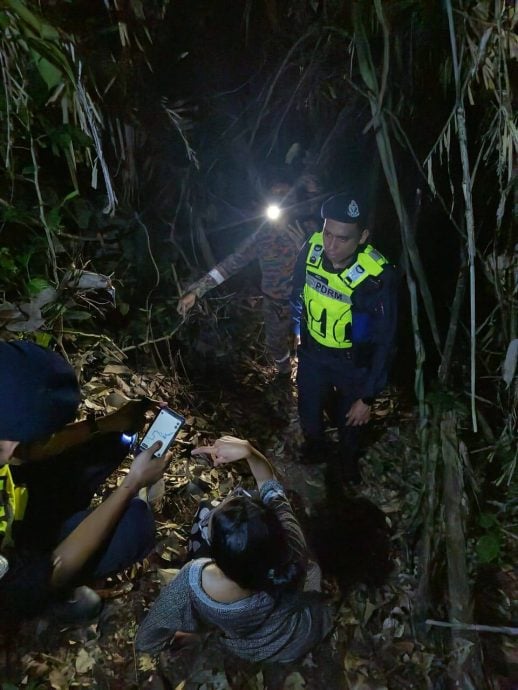 马来女子独自进入米昔拉督吉山探险迷路，警方1小时搜救平安寻获。