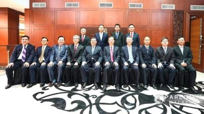 佐哈里晤云南省委书记  同意加强提升马滇合作