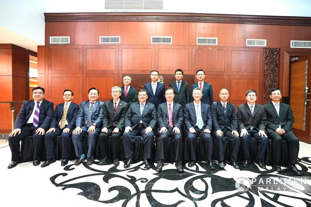 马来西亚国会议长丹斯里佐哈里会见云南省委书记王宁