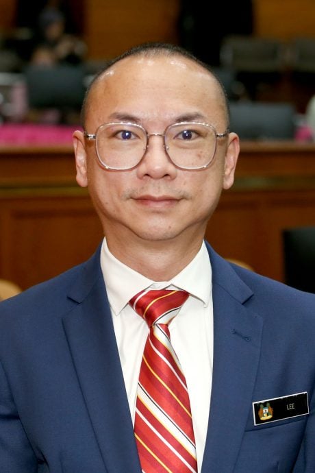 鸽子侵扰食肆头痛 怡市厅:拍照供取缔投喂人