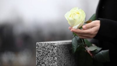 伊藤悠 · 你离开我的第九年