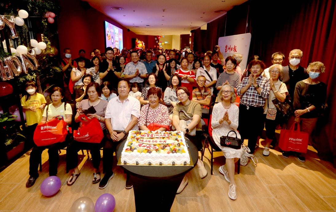 (26/5见报)大都会/本报活动:星洲人庆生会/5图