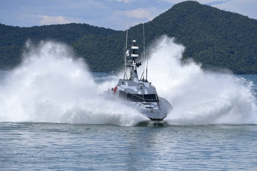 （全国版）国防部长:要增先进监控技术投资，部署无人载具加强海安全