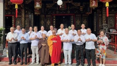 卫塞节游行开幕嘉宾   孙殿赐：周日6时前集合