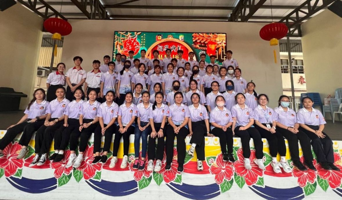 (古城版)年轻人-主文