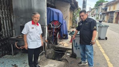 李氏宗祠至十字路口  三宝井路重建水沟