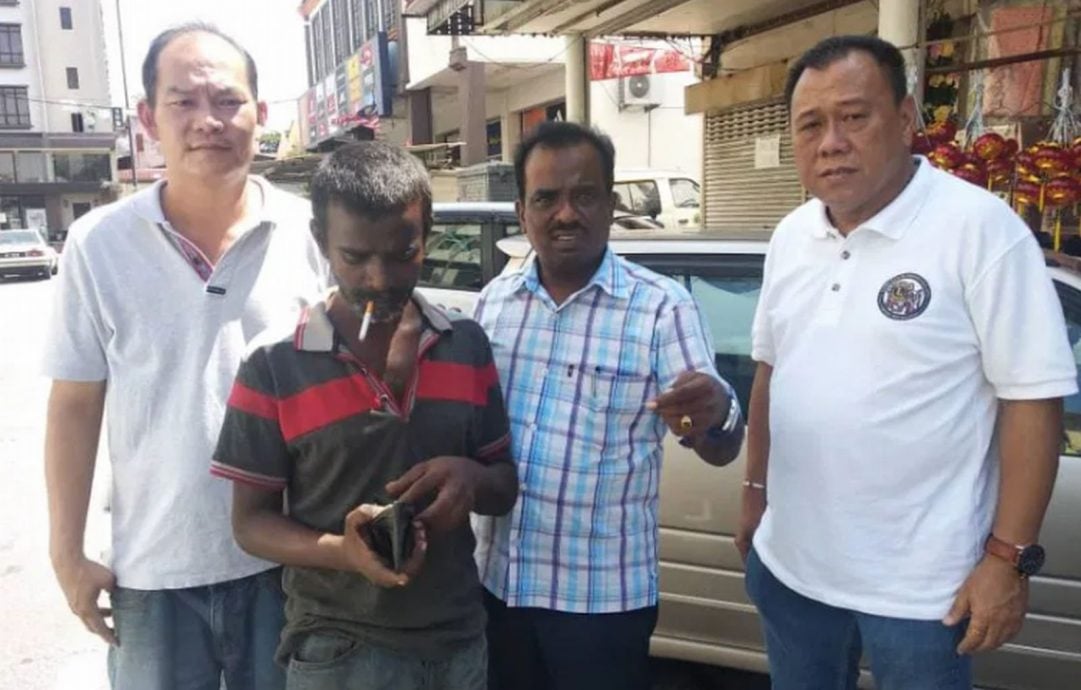 （古城第二版主文） 乐活-赖庆中看外公送裤子给他人当掉换钱，自小受影响必须行善