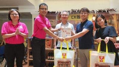 邱培栋：相似点多   甲槟应加强联系学习
