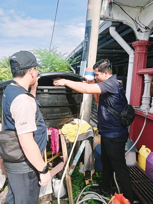 （大北马）住家种植没打理卫生不佳  地方政府依法开罚