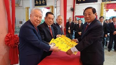 立善阁三机构宣誓就职   阁长：关注自身礼貌形象