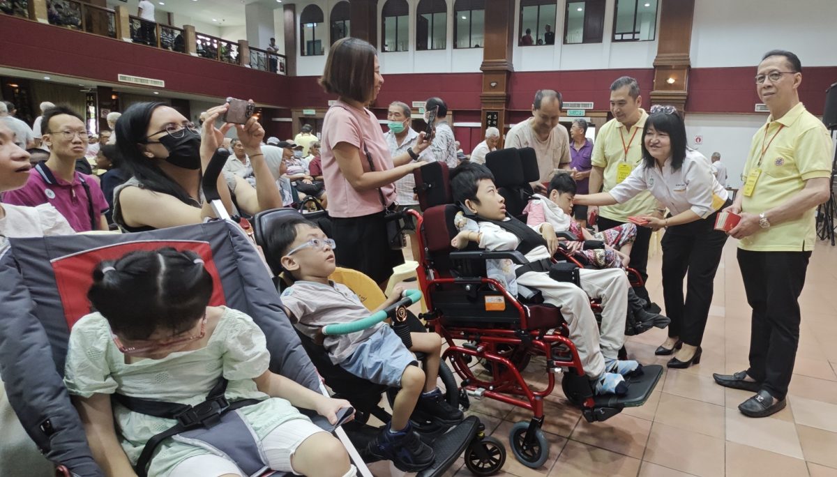 （大北马）槟德教会紫云阁拨9万令吉，颁福利金派红包予慈善组织