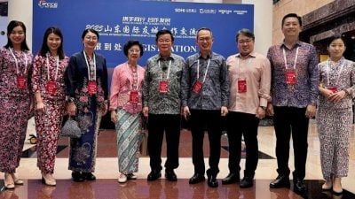 深化马中友谊　曹观友率团访山东　