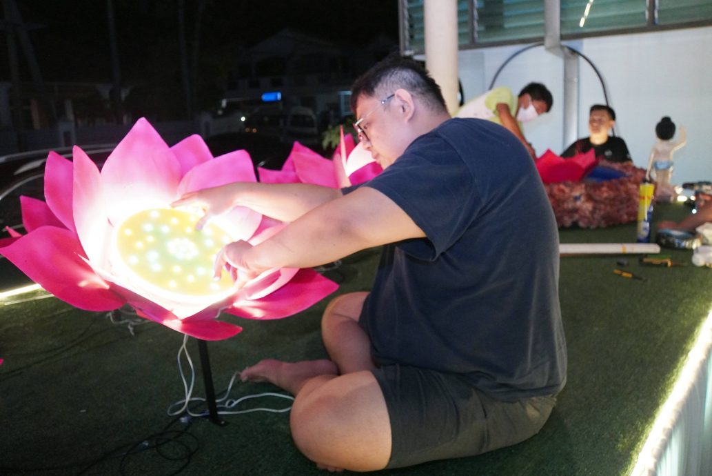 （大北马）玻佛学会卫塞节花车游行停办5年，今年复办以佛陀故事为主轴