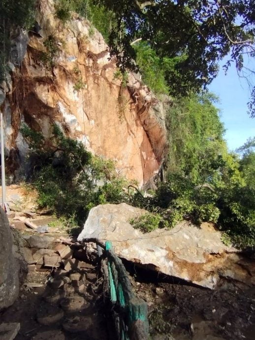 （大北马）玻再发生石崩塌未有人命伤亡，玻港口武吉古布登山路暂关闭