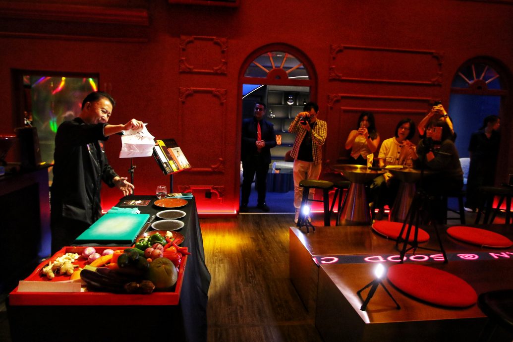 （大北马）甄文达被槟城迷住：考虑移居、赞美女子温柔，“或许就不会在美国结婚”