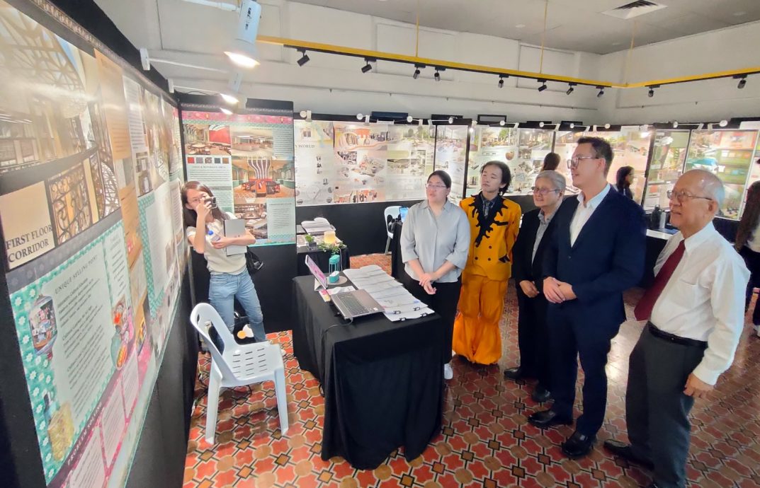 （大北马）赤道艺术学院毕业展 29学生现才华