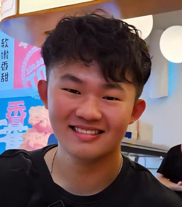 (大北马)遭沙石罗里从后猛撞 18岁华青当场毙命