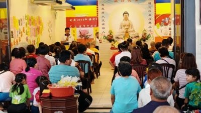 马佛总吉打州分会32年来   首次在会所庆佛陀日