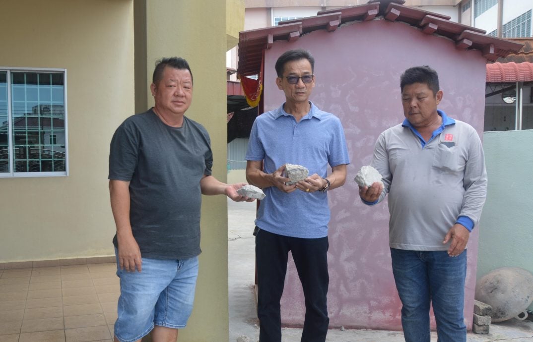 (大北马)高渊港口又一户被点错相泼红漆