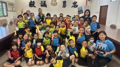 加影育华承办绘本读书会   助学生开创快乐学习