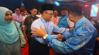 公正党党选| 非正式成绩满天飞   传胜选者现场接祝福