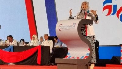 公正党大会丨努鲁：非我一人    安华是所有公正党人之父